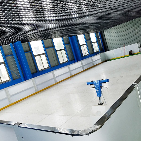Ice Skating Rink (2).jpg Ice Skating Rink (2).jpg
